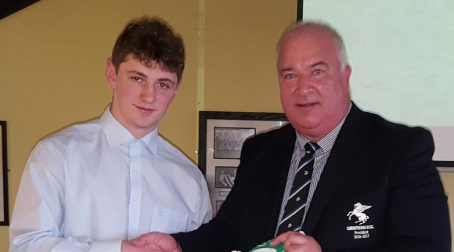 Cian Huxford Presents Jersey To Corinthians RFC